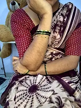 lovelygirl4567 online show from January 5, 2026, 5:27 pm