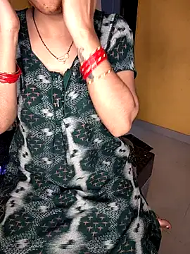 lovelygirl4567 online show from September 25, 2025, 4:35 pm