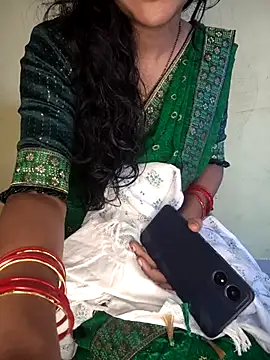 lovelygirl4567 online show from September 24, 2025, 7:04 am