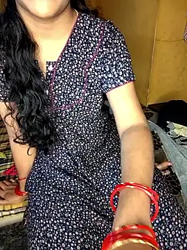 lovelygirl4567 online show from September 30, 2025, 7:25 am