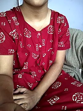 lovelygirl4567 online show from November 23, 2025, 5:17 am