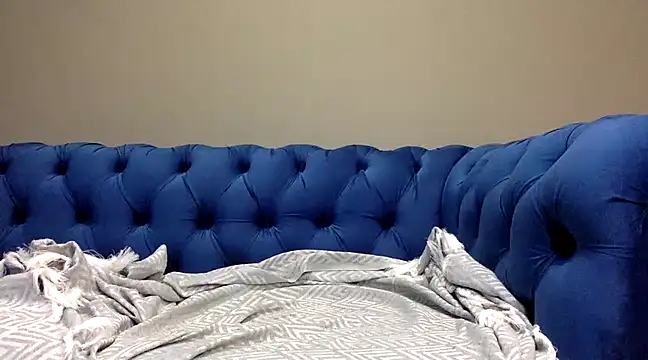 BigBootyKandy15 online show from January 10, 2025, 7:43 pm