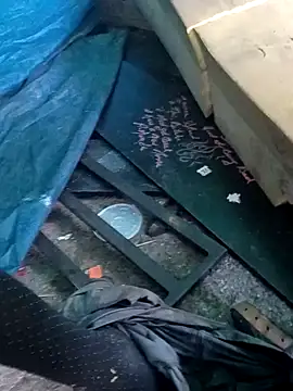 Cloudin around online show from September 26, 2025, 12:23 pm