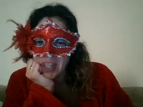 Snapshot of couple-tuga chatting on February 1, 2025, 12:40 am couple-tuga online show from February 1, 2025, 12:40 am