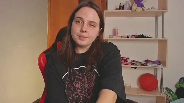  lisacute online show from January 5, 2025, 12:53 pm