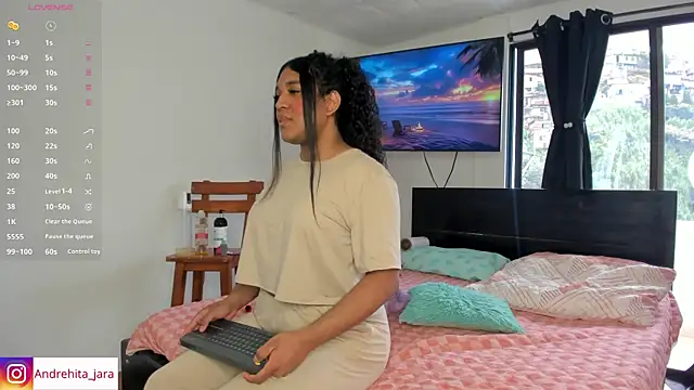 madisonbrunette online show from September 8, 2025, 7:35 pm