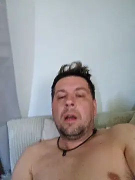 jboro85 online show from May 4, 2026, 8:28 am
