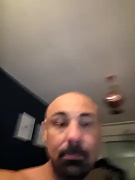 Snapshot of Insaneman1 chatting on October 2, 2025, 6:00 pm Insaneman1 online show from October 2, 2025, 6:00 pm