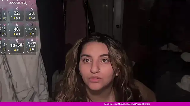 mamifresita online show from April 20, 2026, 3:20 am