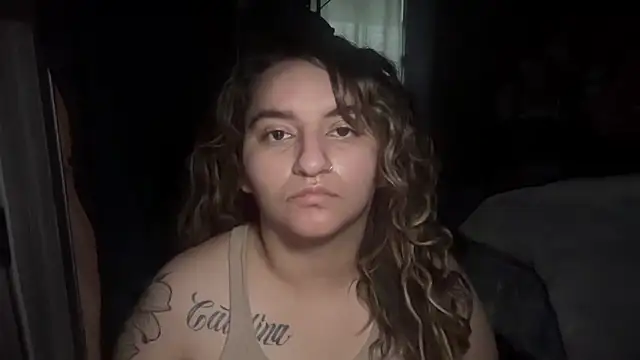 mamifresita online show from November 15, 2025, 7:07 pm