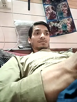 Snapshot of Tarun_0026 chatting on October 10, 2025, 2:29 pm Tarun 0026 online show from October 10, 2025, 2:29 pm