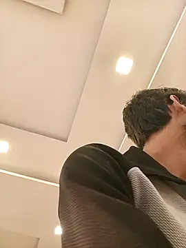 Snapshot of Tarun_0026 chatting on October 28, 2025, 11:20 am Tarun 0026 online show from October 28, 2025, 11:20 am