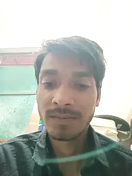 Snapshot of Tarun_0026 chatting on March 13, 2025, 2:33 pm Tarun 0026 online show from March 13, 2025, 2:33 pm