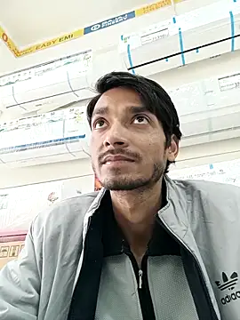 Snapshot of Tarun_0026 chatting on March 15, 2025, 10:03 am Tarun 0026 online show from March 15, 2025, 10:03 am