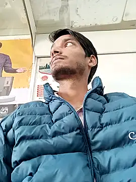 Snapshot of Tarun_0026 chatting on February 13, 2025, 5:26 am Tarun 0026 online show from February 13, 2025, 5:26 am