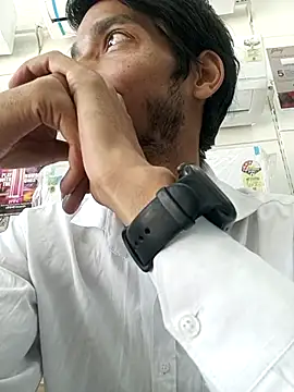 Snapshot of Tarun_0026 chatting on March 21, 2025, 5:21 am Tarun 0026 online show from March 21, 2025, 5:21 am