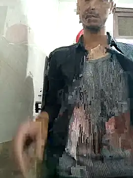 Snapshot of Tarun_0026 chatting on February 12, 2025, 2:10 pm Tarun 0026 online show from February 12, 2025, 2:10 pm