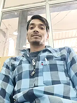 Snapshot of Tarun_0026 chatting on March 9, 2025, 8:29 am Tarun 0026 online show from March 9, 2025, 8:29 am