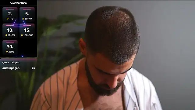 HairyRobxxx online show from September 27, 2025, 5:30 pm