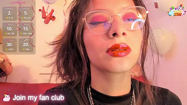 Snapshot of Misha_Lover chatting on September 25, 2025, 8:48 pm Misha Lover online show from September 25, 2025, 8:48 pm