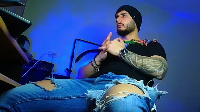 XanderCage99 online show from April 3, 2026, 7:20 pm