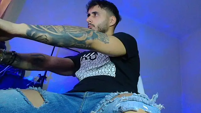 XanderCage99 online show from November 26, 2025, 8:47 am