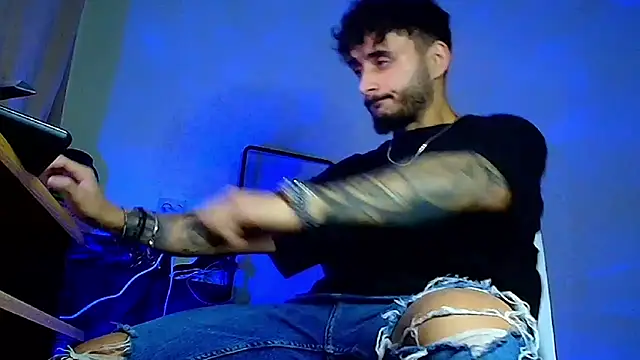 XanderCage99 online show from February 24, 2026, 4:02 am