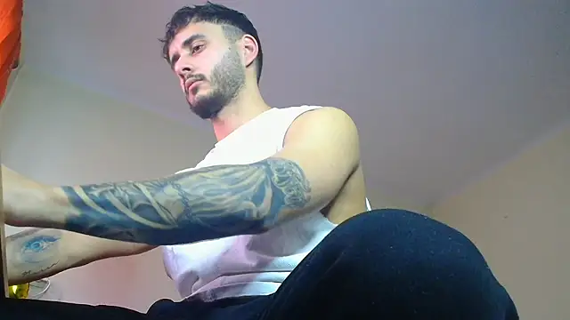 XanderCage99 online show from January 31, 2025, 1:56 pm