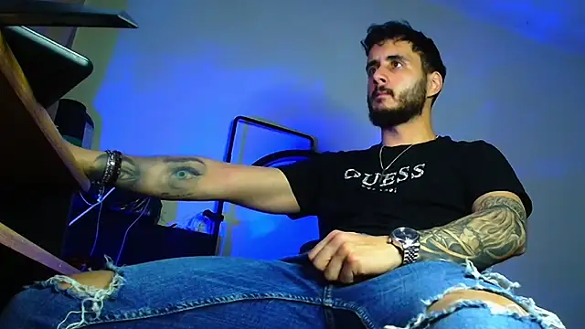 XanderCage99 online show from April 17, 2026, 7:17 pm