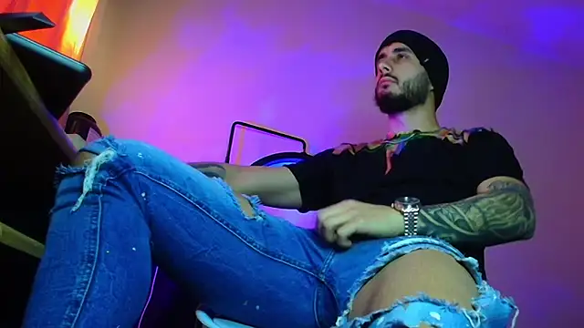 XanderCage99 online show from April 4, 2026, 12:45 pm