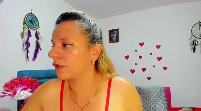 sofi saliva2511 online show from February 14, 2025, 8:37 pm