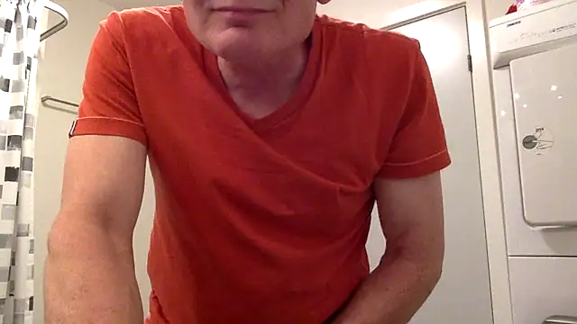 Snapshot of Parleg2 chatting on November 9, 2025, 10:14 pm Parleg2 online show from November 9, 2025, 10:14 pm