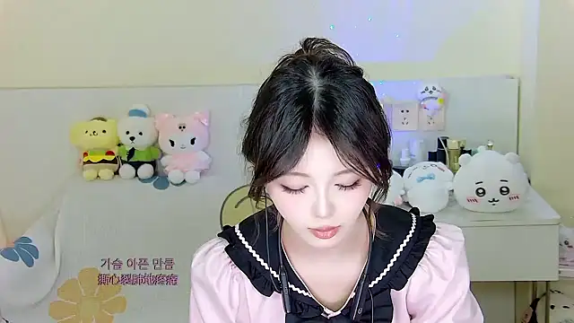 xixibaby- online show from January 11, 2025, 1:43 pm