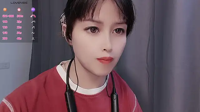 Lucky-xiuxiu online show from October 20, 2025, 4:07 pm