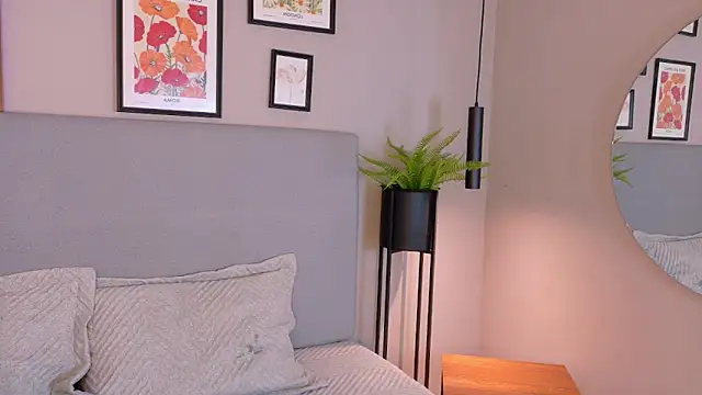 Snapshot of AbieHills chatting on February 21, 2026, 11:45 am AbieHills online show from February 21, 2026, 11:45 am