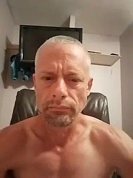 Snapshot of texasbestest420 chatting on December 31, 2024, 5:33 am texasbestest420 online show from December 31, 2024, 5:33 am