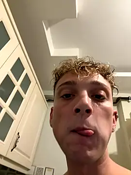 Snapshot of verici34 chatting on October 15, 2025, 3:20 pm verici34 online show from October 15, 2025, 3:20 pm