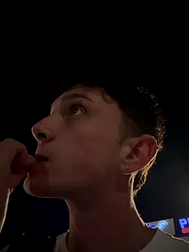 Snapshot of verici34 chatting on October 5, 2025, 4:53 pm verici34 online show from October 5, 2025, 4:53 pm