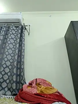 Snapshot of shreya1765 chatting on October 8, 2025, 11:34 am shreya1765 online show from October 8, 2025, 11:34 am