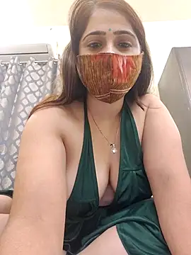 Snapshot of shreya1765 chatting on October 7, 2025, 10:16 am shreya1765 online show from October 7, 2025, 10:16 am