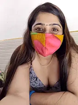 shreya1765 online show from February 20, 2025, 11:09 am