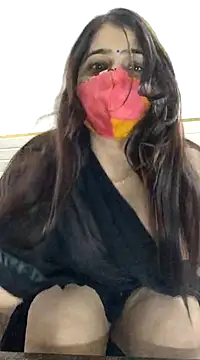 shreya1765 online show from February 21, 2025, 11:44 am