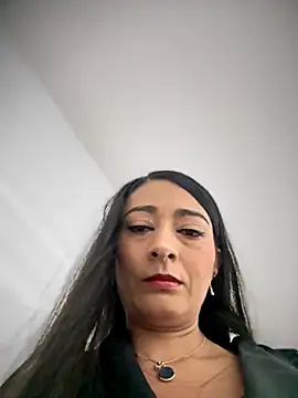 BELLA--26 online show from November 10, 2025, 1:38 pm