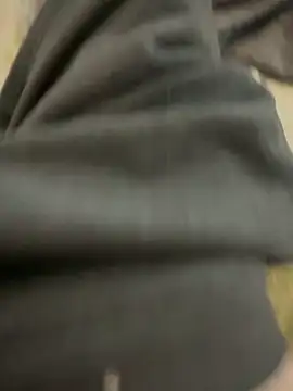 Snapshot of dragos211 chatting on October 13, 2025, 1:45 pm dragos211 online show from October 13, 2025, 1:45 pm