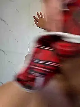 Snapshot of zasmin3 chatting on October 5, 2025, 12:45 am zasmin3 online show from October 5, 2025, 12:45 am