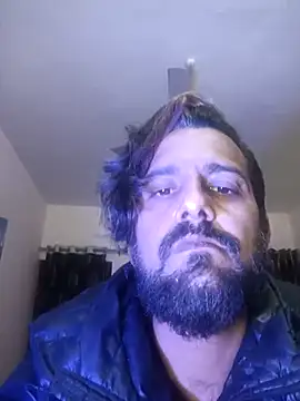 Snapshot of MAGNETICDADDY8 chatting on January 3, 2025, 10:51 pm MAGNETICDADDY8 online show from January 3, 2025, 10:51 pm