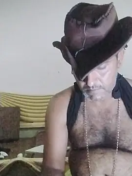 MAGNETICDADDY8 online show from October 12, 2025, 9:16 pm