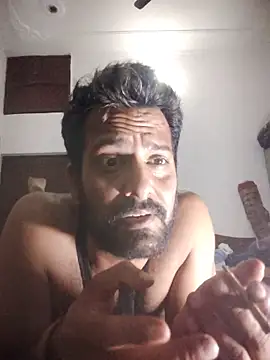 MAGNETICDADDY8 online show from September 19, 2025, 2:15 am