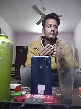 MAGNETICDADDY8 online show from October 24, 2025, 3:11 pm