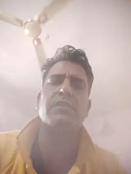 MAGNETICDADDY8 online show from October 5, 2025, 5:53 am